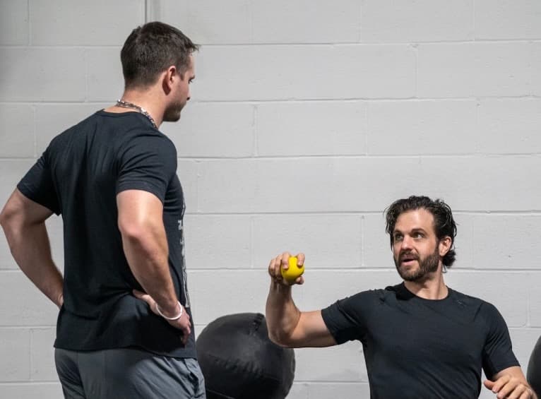MMPT clinician working with an athlete